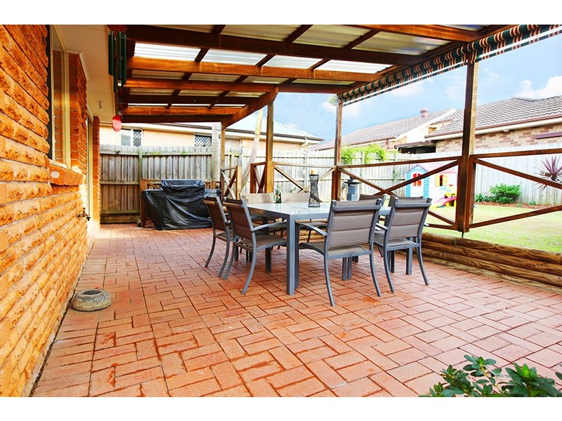 18 Colo Court, Wattle Grove NSW 2173