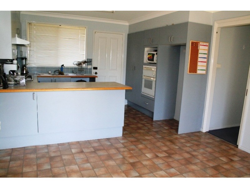 Wattle Grove NSW 2173