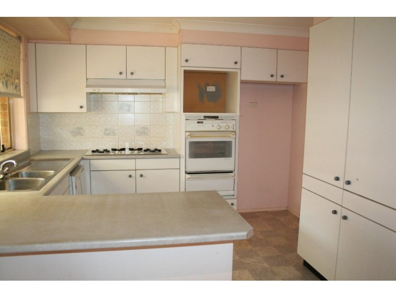 Wattle Grove NSW 2173