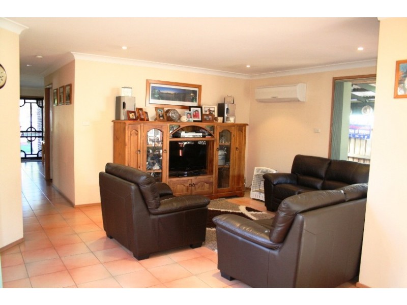 Wattle Grove NSW 2173