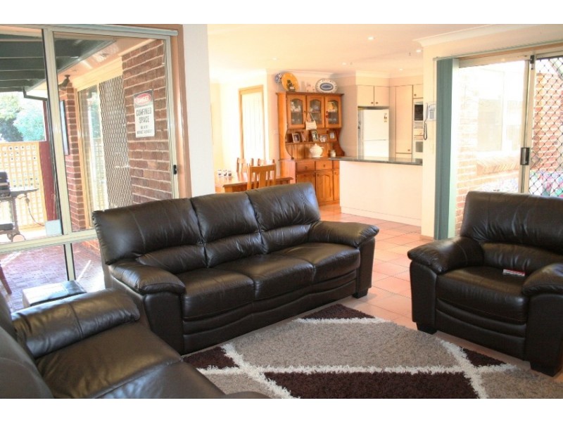 Wattle Grove NSW 2173