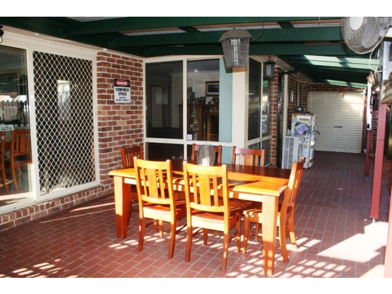 Wattle Grove NSW 2173