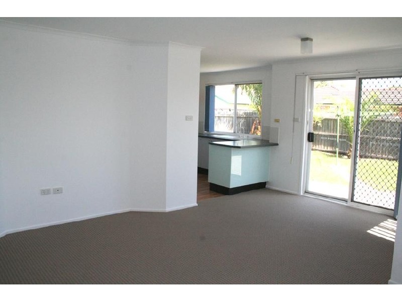 Wattle Grove NSW 2173