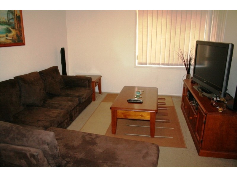 10 Gracemere Court, Wattle Grove NSW 2173