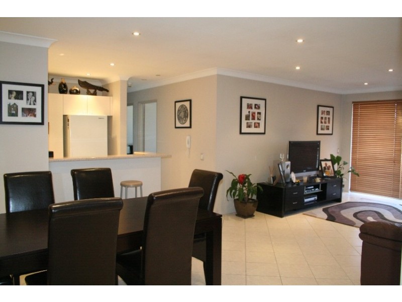 11/5 Mead Drive, Chipping Norton NSW 2170