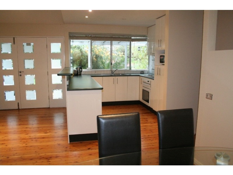 87 Renton Avenue, Moorebank NSW 2170