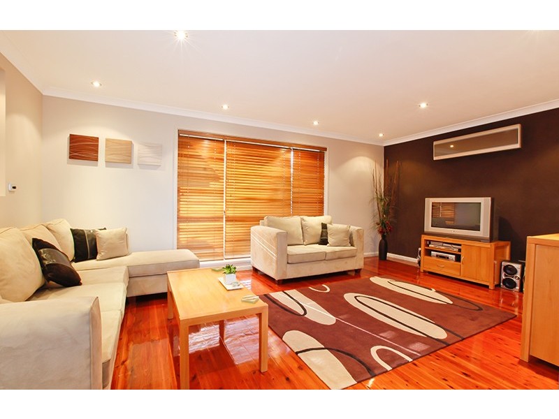 2 Manus Place, Glenfield NSW 2167