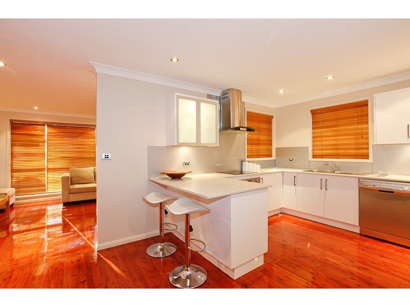 2 Manus Place, Glenfield NSW 2167