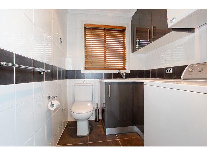 2 Manus Place, Glenfield NSW 2167