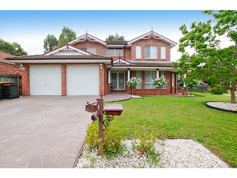 14 Clarendon Court, Wattle Grove NSW 2173