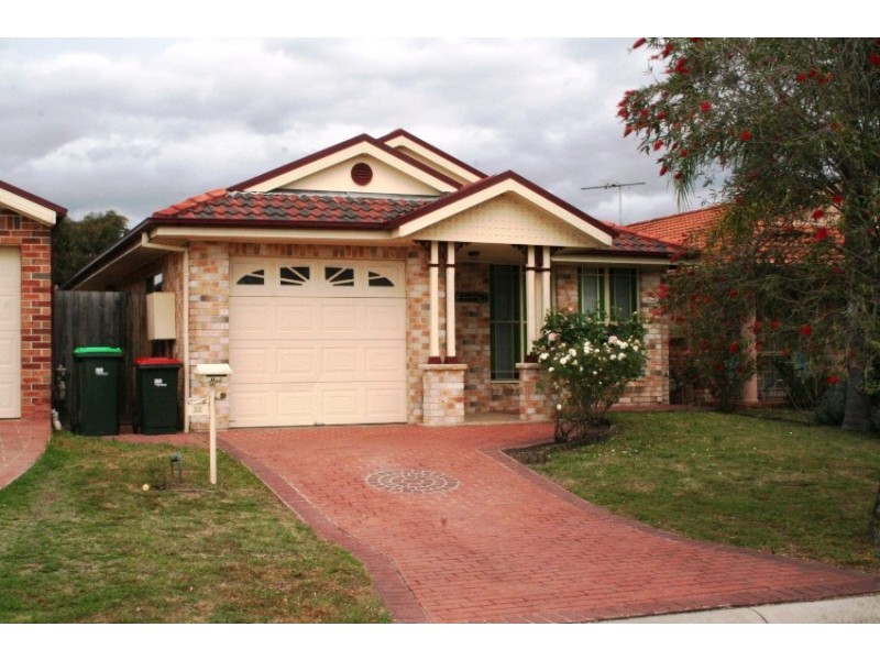 32 Kinchega Court, Wattle Grove NSW 2173