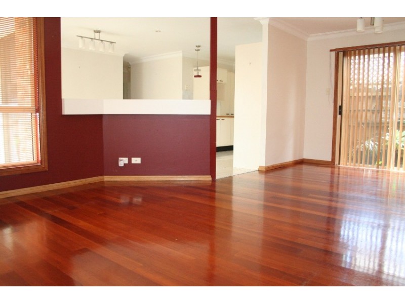 114 Daintree Drive, Wattle Grove NSW 2173