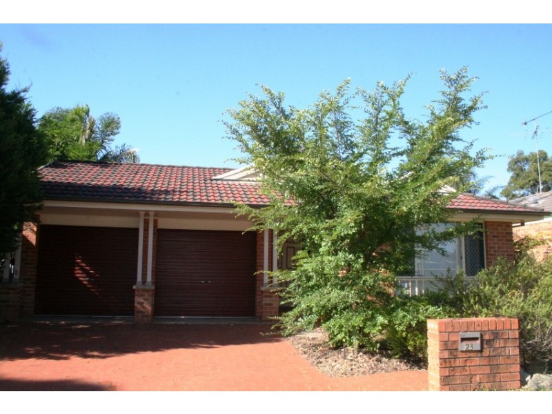 23 Hyde Park Court, Wattle Grove NSW 2173