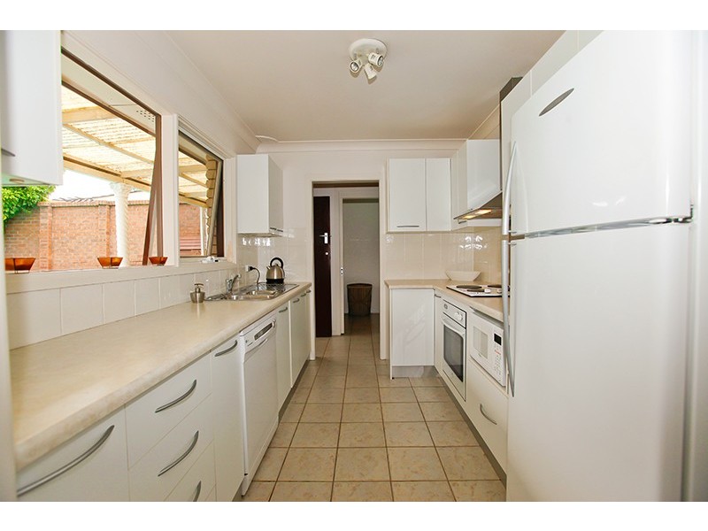 65 Renton Avenue, Moorebank NSW 2170