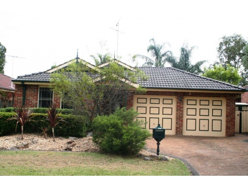 21 Hyde Park Court, Wattle Grove NSW 2173