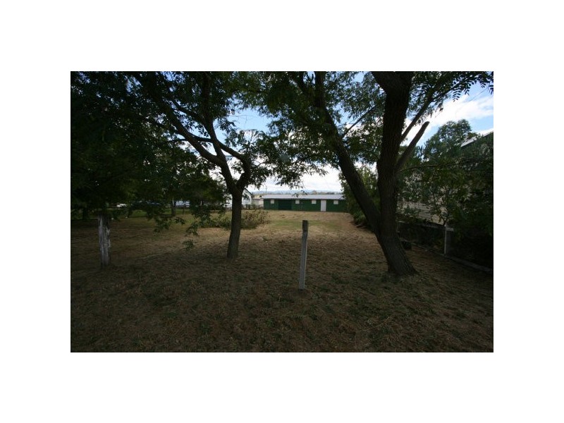 84 Railway Street, Lowood QLD 4311