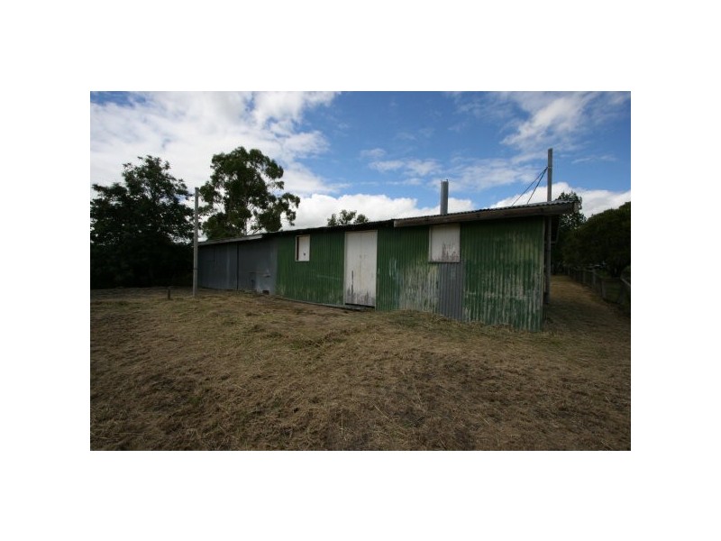 84 Railway Street, Lowood QLD 4311