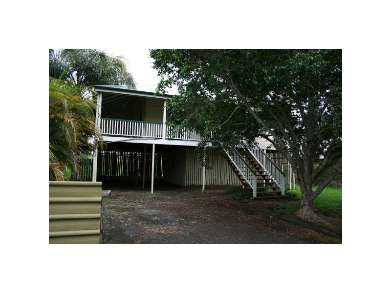 21 Daniel Street, Lowood QLD 4311