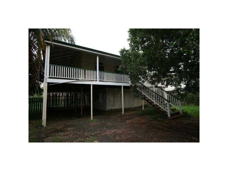 21 Daniel Street, Lowood QLD 4311