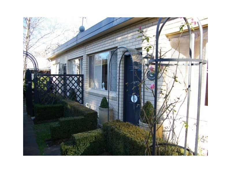 3+4/33 Merrigang st., Bowral NSW 2576