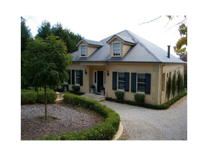 10 Oldbury Street, Berrima NSW 2577