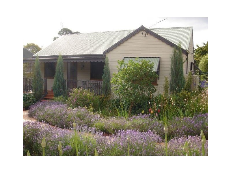 4 Lennox Road, Berrima NSW 2577