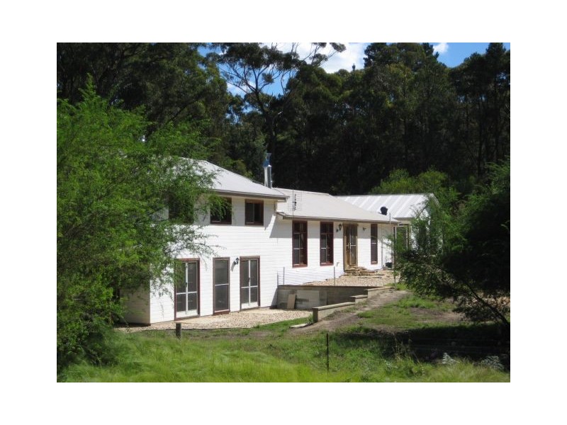 65 Newbury Drive, Penrose NSW 2579