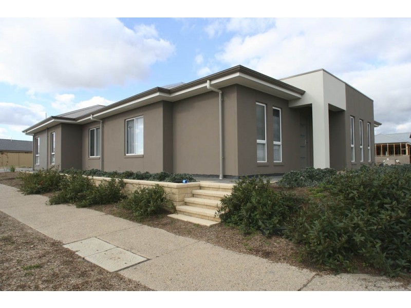 7 Kaurna Avenue, Aldinga Beach SA 5173