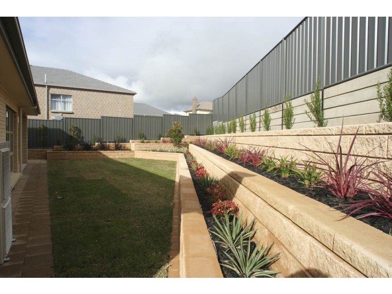 6 Plantation Avenue, Flagstaff Hill SA 5159