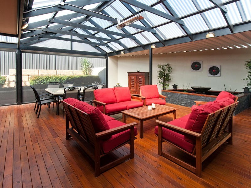 9 Plantation Avenue, Flagstaff Hill SA 5159