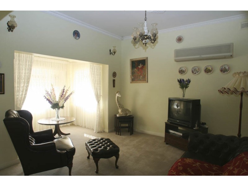 1 Warren Avenue, Prospect SA 5082