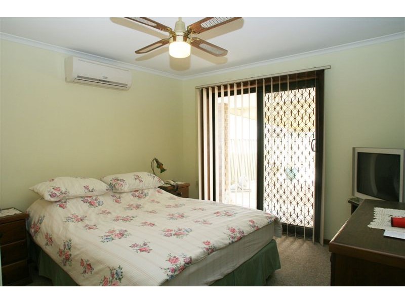 1/1A Larkdale Crescent, O’halloran Hill SA 5158