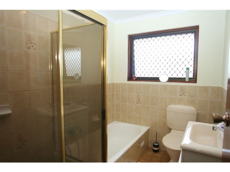 1/1A Larkdale Crescent, O’halloran Hill SA 5158