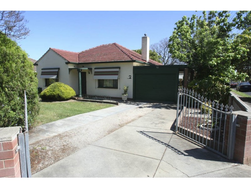 52 Clifton Street, Blair Athol SA 5084