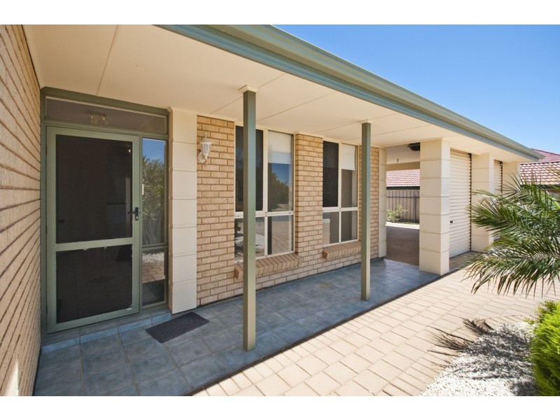 17 Chivers Street, Hallett Cove SA 5158