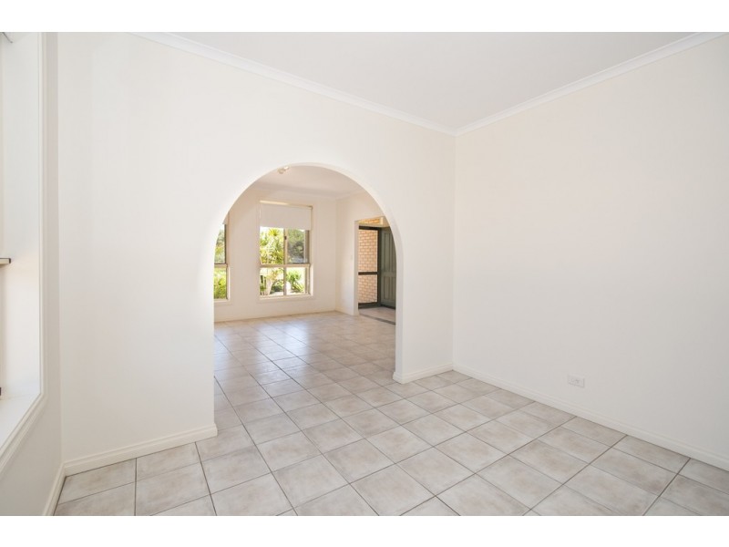 17 Chivers Street, Hallett Cove SA 5158