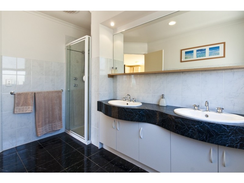 7 Lucy May Drive, Seacliff SA 5049