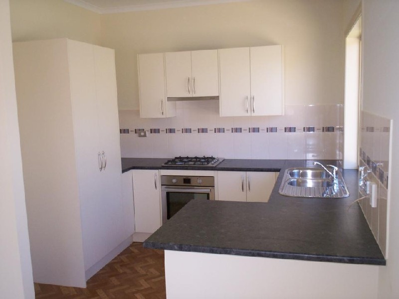 17 Lily Street, Blair Athol SA 5084