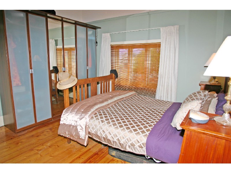 7 Athol Avenue, Prospect SA 5082