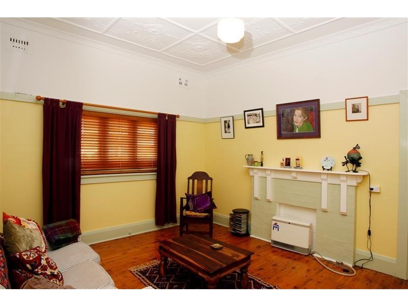 12 Leofrene Avenue, Marrickville NSW 2204