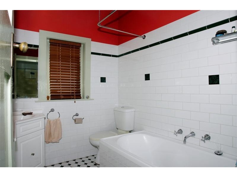 12 Leofrene Avenue, Marrickville NSW 2204