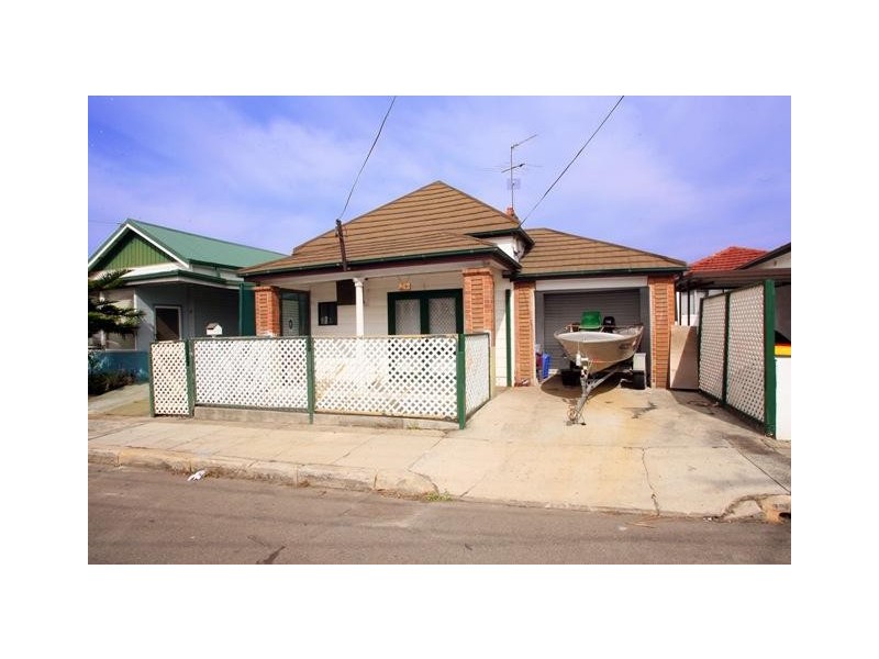 24 Fanning Street, Tempe NSW 2044
