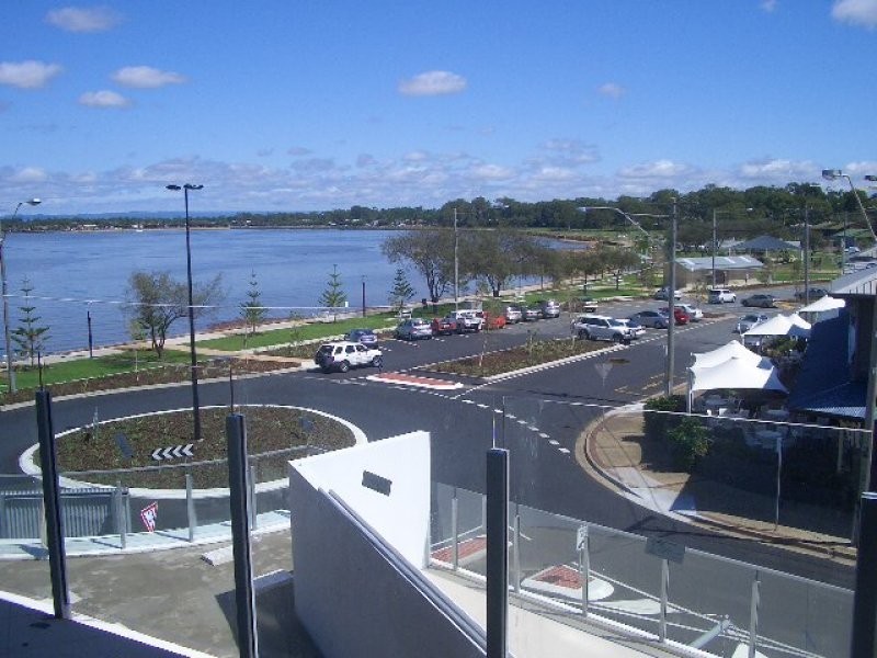 801/14 Oxley Avenue, Woody Point QLD 4019