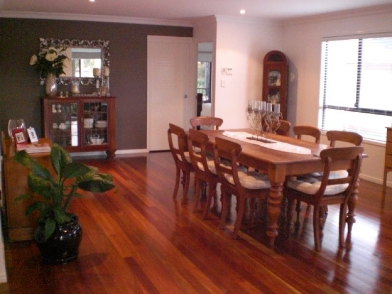 4 Deborah sT, Clontarf QLD 4019