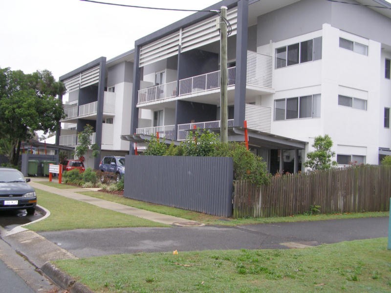 6 Ewart St, Clontarf QLD 4019