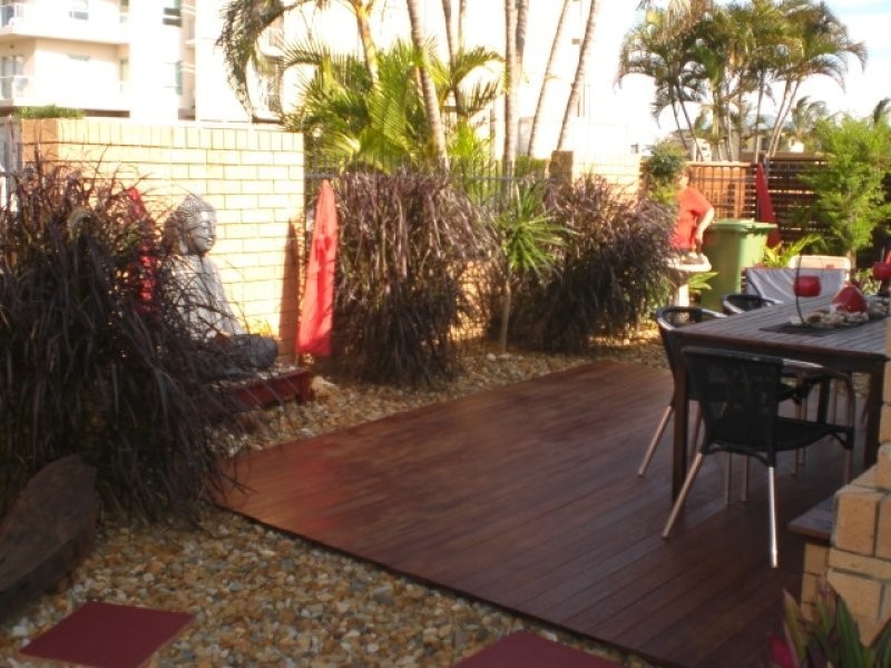 2/117 Prince Edward Parade, Scarborough QLD 4020