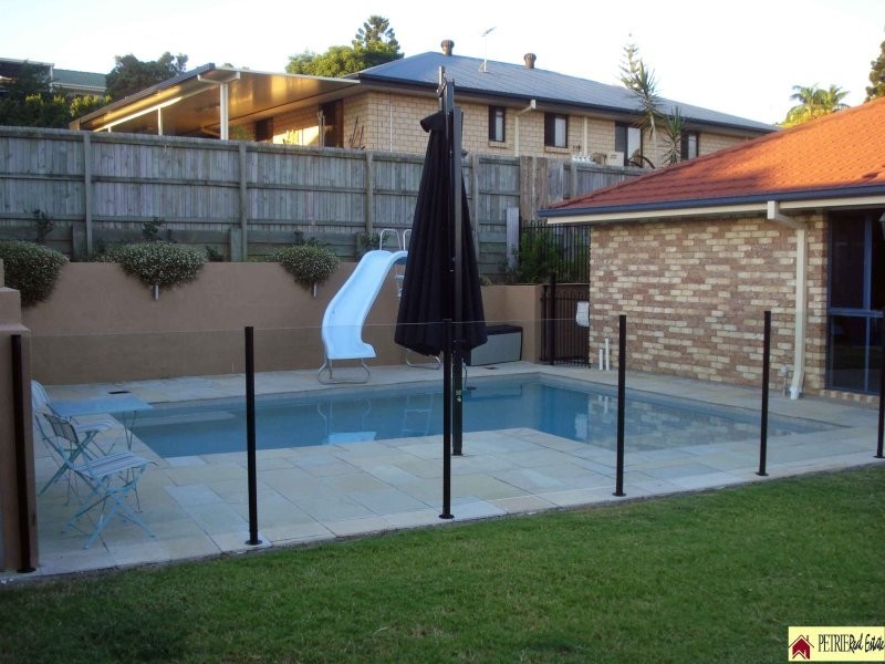 5 Feldsman Crt, Petrie QLD 4502