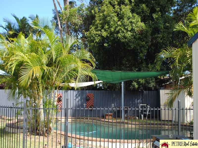 46 Kurwongbah Dr, Petrie QLD 4502