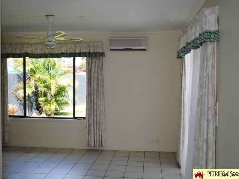 46 Kurwongbah Dr, Petrie QLD 4502