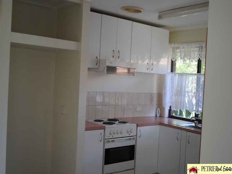 46 Kurwongbah Dr, Petrie QLD 4502